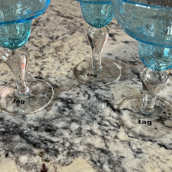 NWT Set of 3 Tag Hand Blown Turquoise Bubble Margarita Glasses - Picture 3 of 8